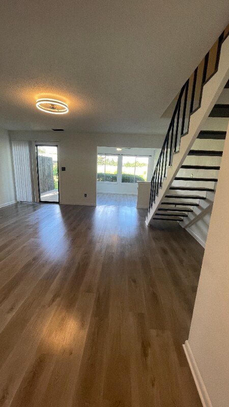 Foto del edificio - 4732 Huron Dr