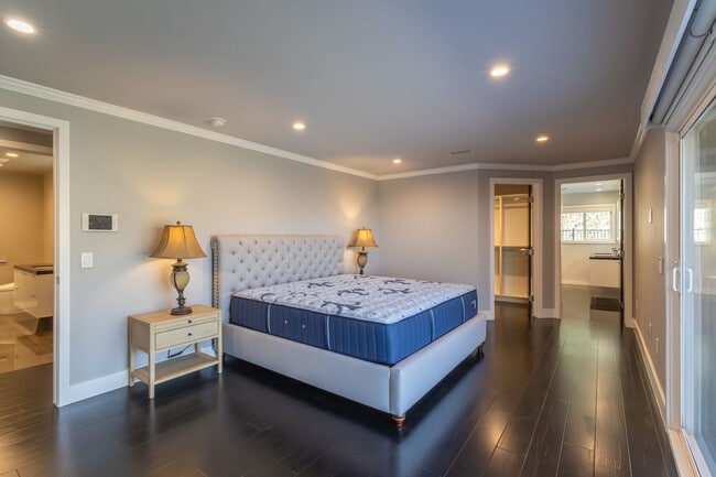 Building Photo - 481 Starlight Crest Dr