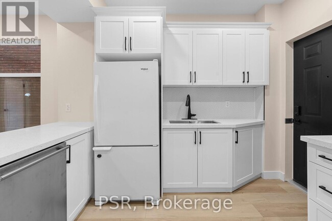 Building Photo - 200 Sanford Ave S