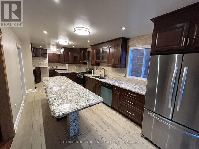 Photo du bâtiment - 344 York Hill Blvd