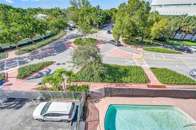 Building Photo - 4141 Nautilus Dr