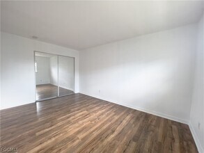 Building Photo - 3324 N Key Dr