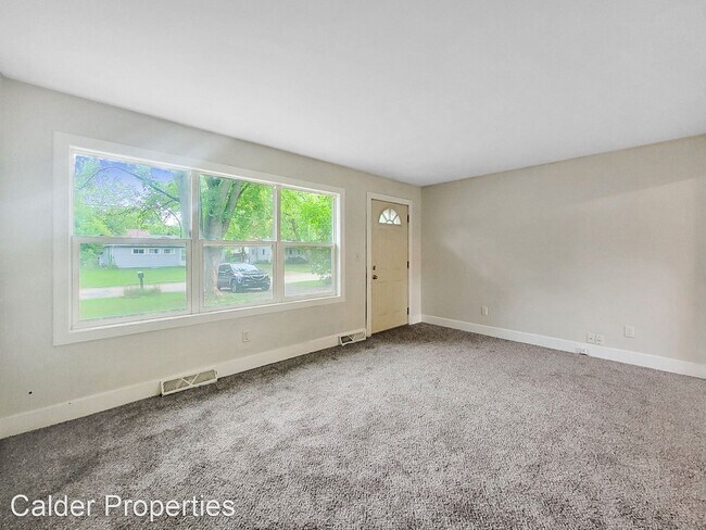 Building Photo - 3 br, 1 bath House - 120 Lurie St SE