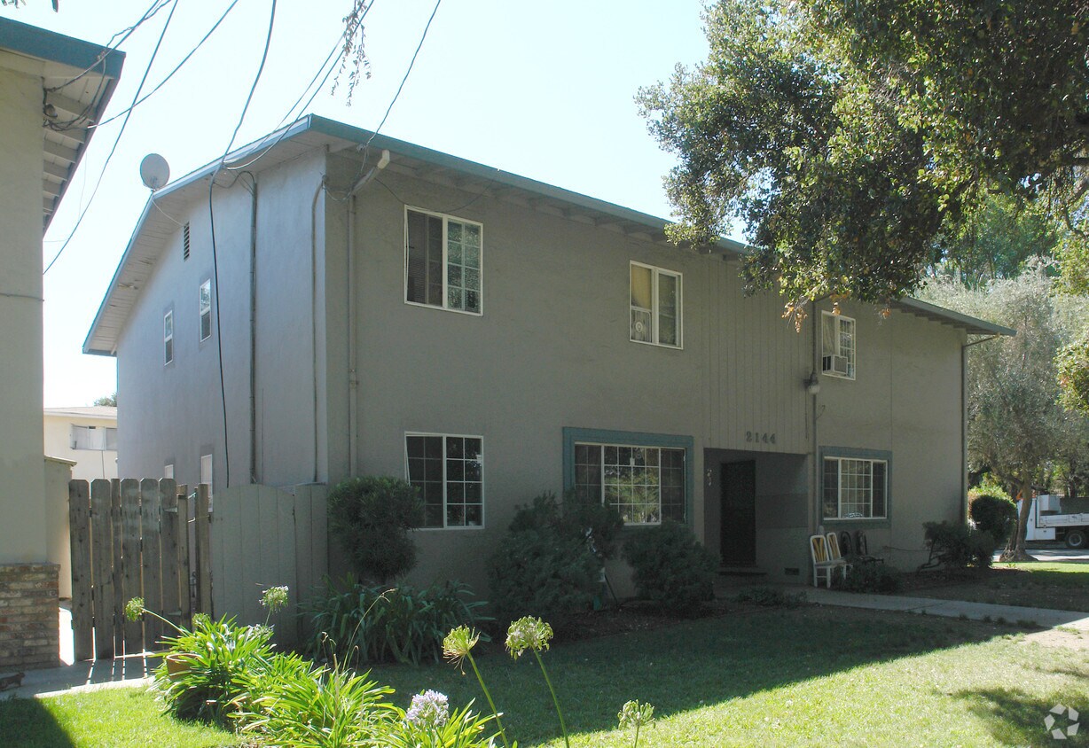 Primary Photo - 2144 Rexford Way