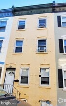 Building Photo - 530 N Douglas St