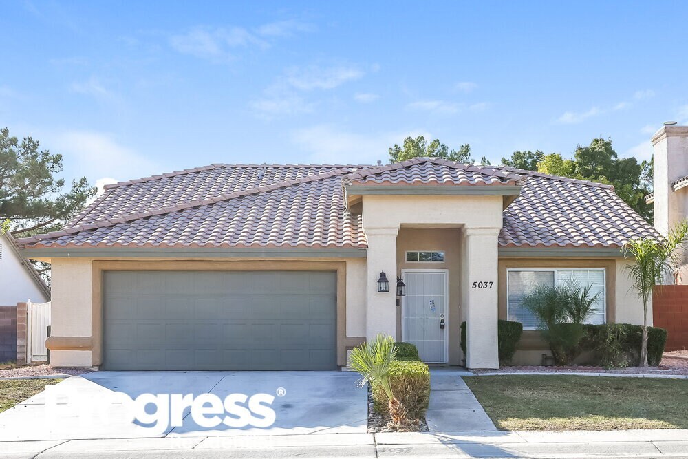 Primary Photo - 5037 Via De Fortuna Way
