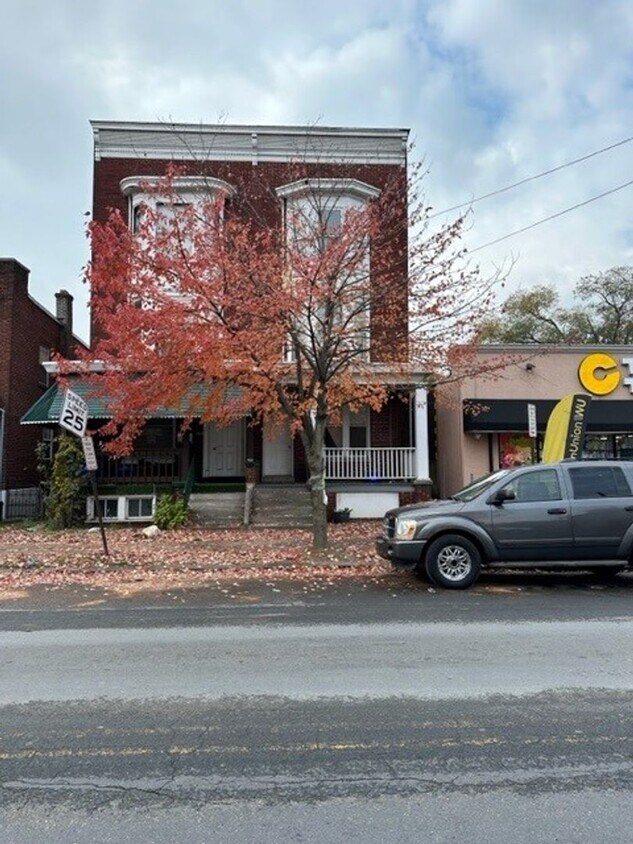 Primary Photo - 2426 N 6th St