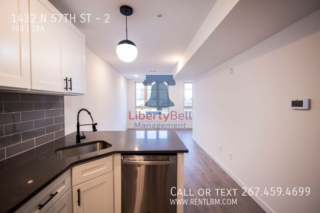Building Photo - 1432 N 57th St