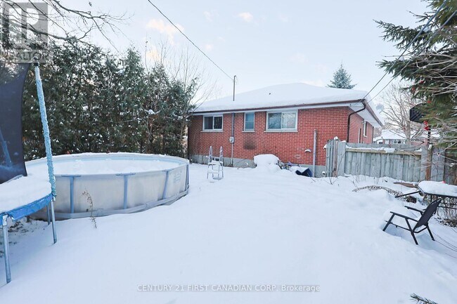 Photo du bâtiment - 65 Irving Pl