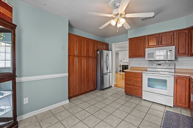 Foto del edificio - 4112 Stillwood Ct