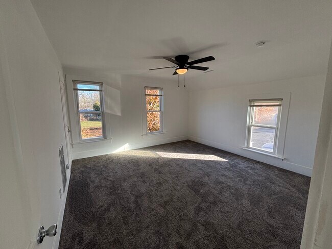 Foto del edificio - 318 Cramer St