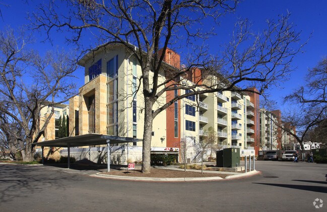 Foto del edificio - Barton Place