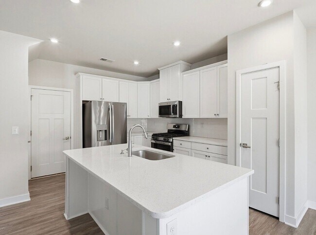 Foto del edificio - 10414 Dalton Woods Ct NW