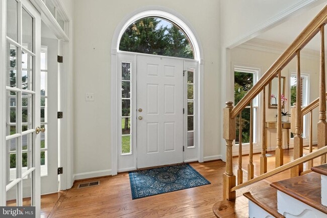 Building Photo - 10009 Puritan Way