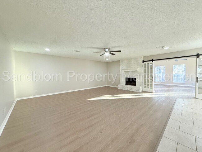 Foto del edificio - For Lease | Broken Arrow | Available Now!