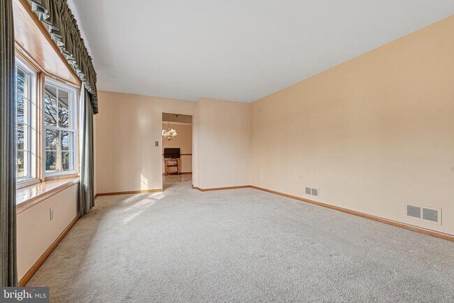 Foto del edificio - 6219 Groveland Rd