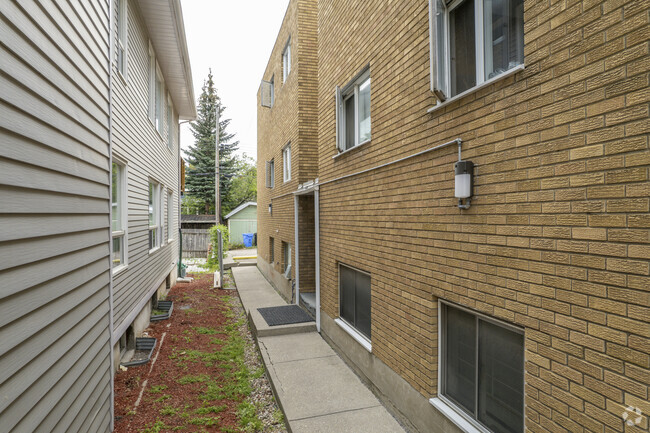 Photo du bâtiment - Dartmouth Apartments