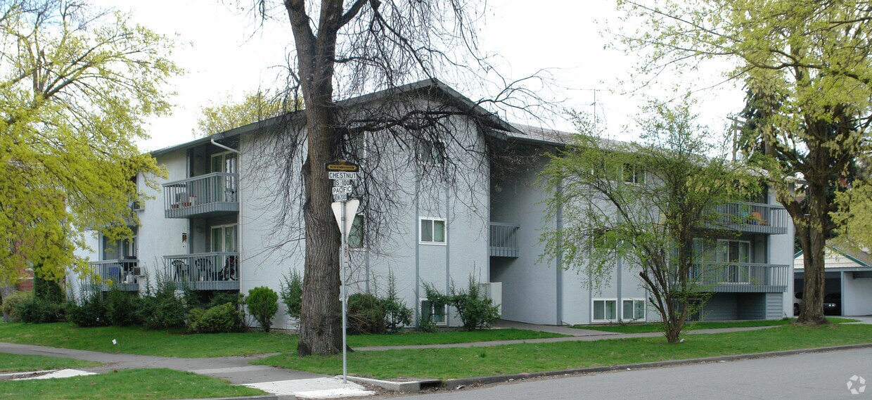 Primary Photo - 2025 W Pacific Ave