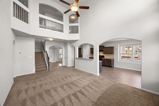 Building Photo - 5636 Sacco St