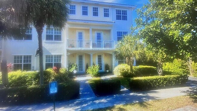 Foto del edificio - 2720 NE 9th Ave