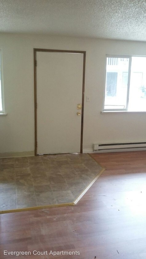 Foto principal - 12805 47th Ave SW