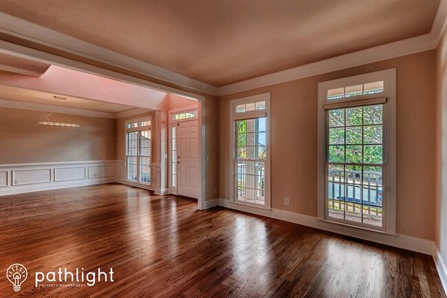 Building Photo - 4510 Oak Brook Drive