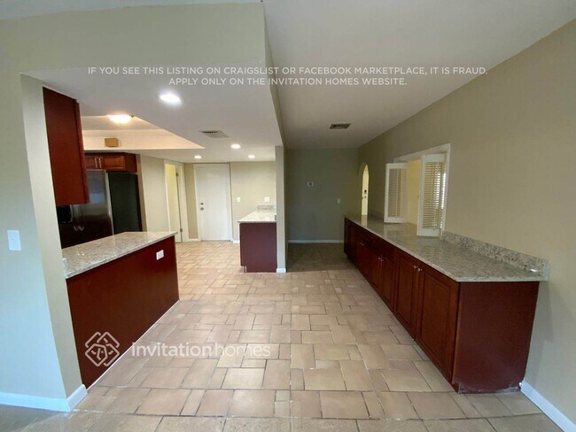 Foto del edificio - 232 Gleneagles Dr