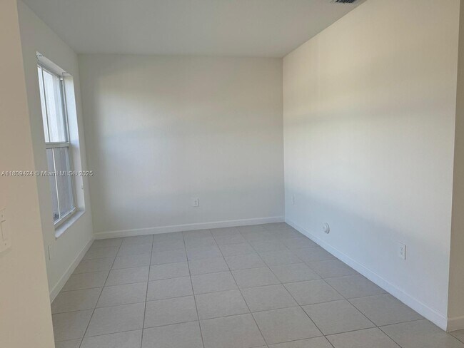 Foto del edificio - 26459 SW 149th Ave