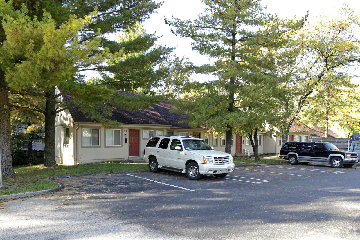 Primary Photo - Dawnview Townhomes