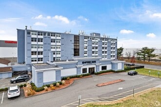 Building Photo - 225 Lordship Blvd