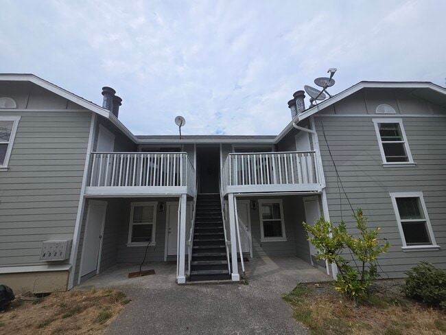 Front view of the building - 2410 S I St