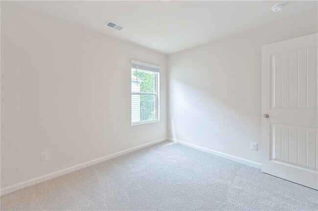Building Photo - 853 Bentley Dr