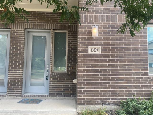 Foto del edificio - 13229 Goodland St