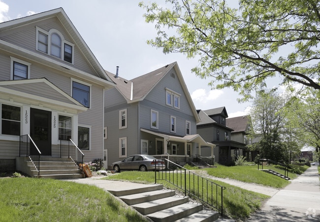 Building Photo - 1601 S Elliot Ave