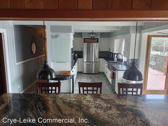 Building Photo - 4 br, 3.5 bath House - 288 Lake Hamilton Dr.