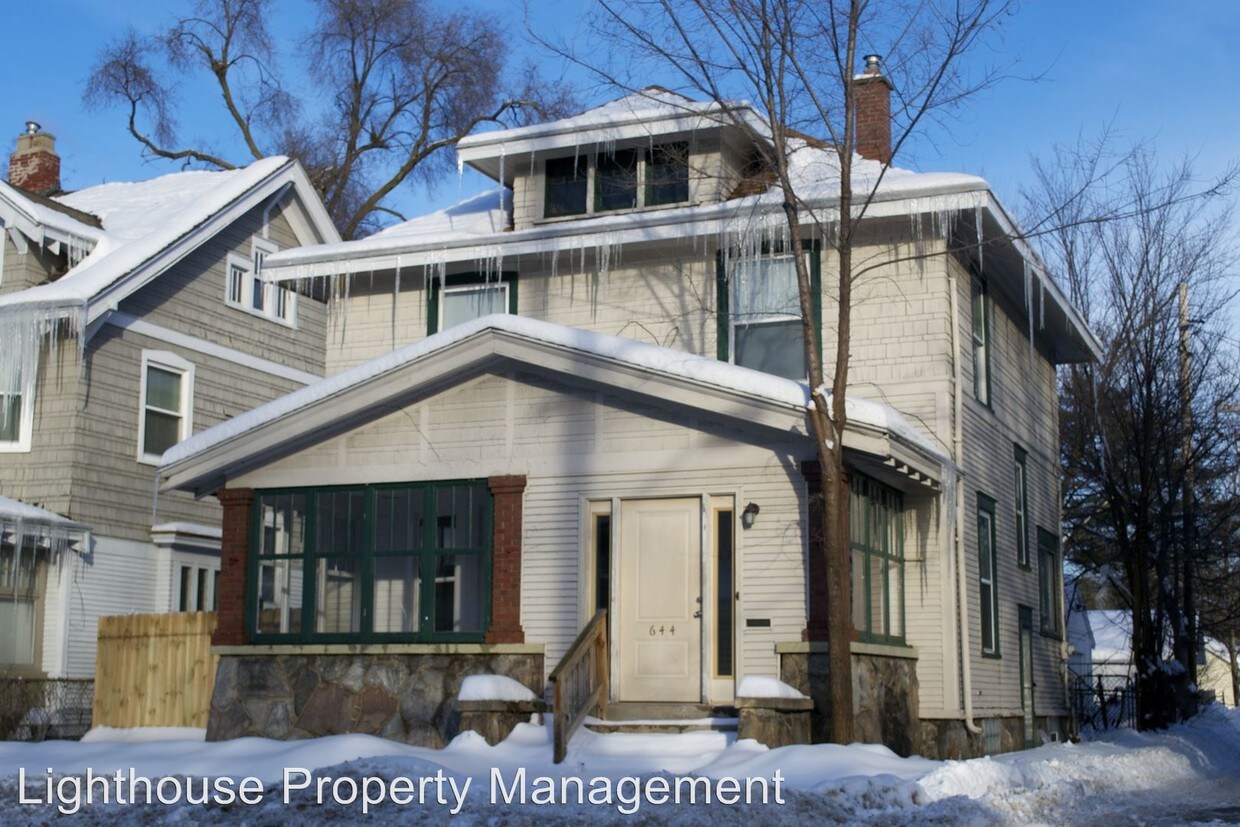 Foto principal - 644 Fuller Ave SE