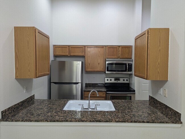 Building Photo - Charming 2BR Condo in Aurora