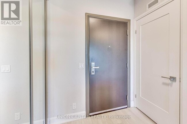 Building Photo - 38 Water Walk Dr