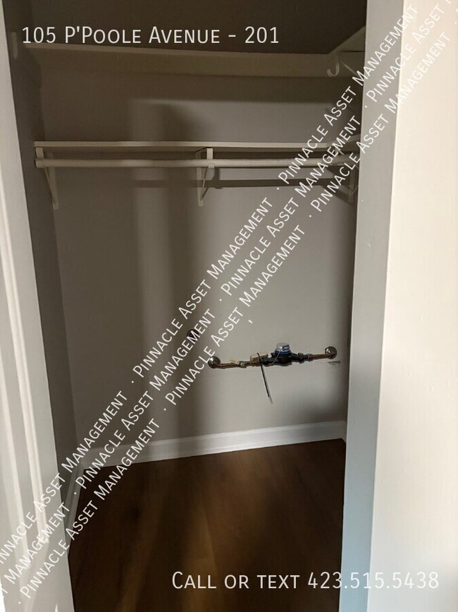 Photo - 105 P'Poole Ave Apartment