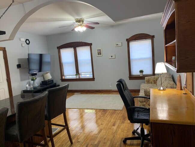 Foto del edificio - 2125 W 24th St
