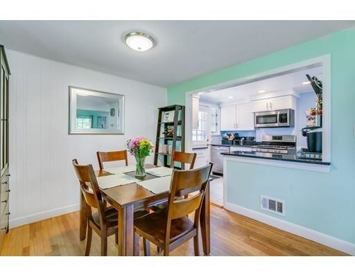 Foto del edificio - 120 Duff St