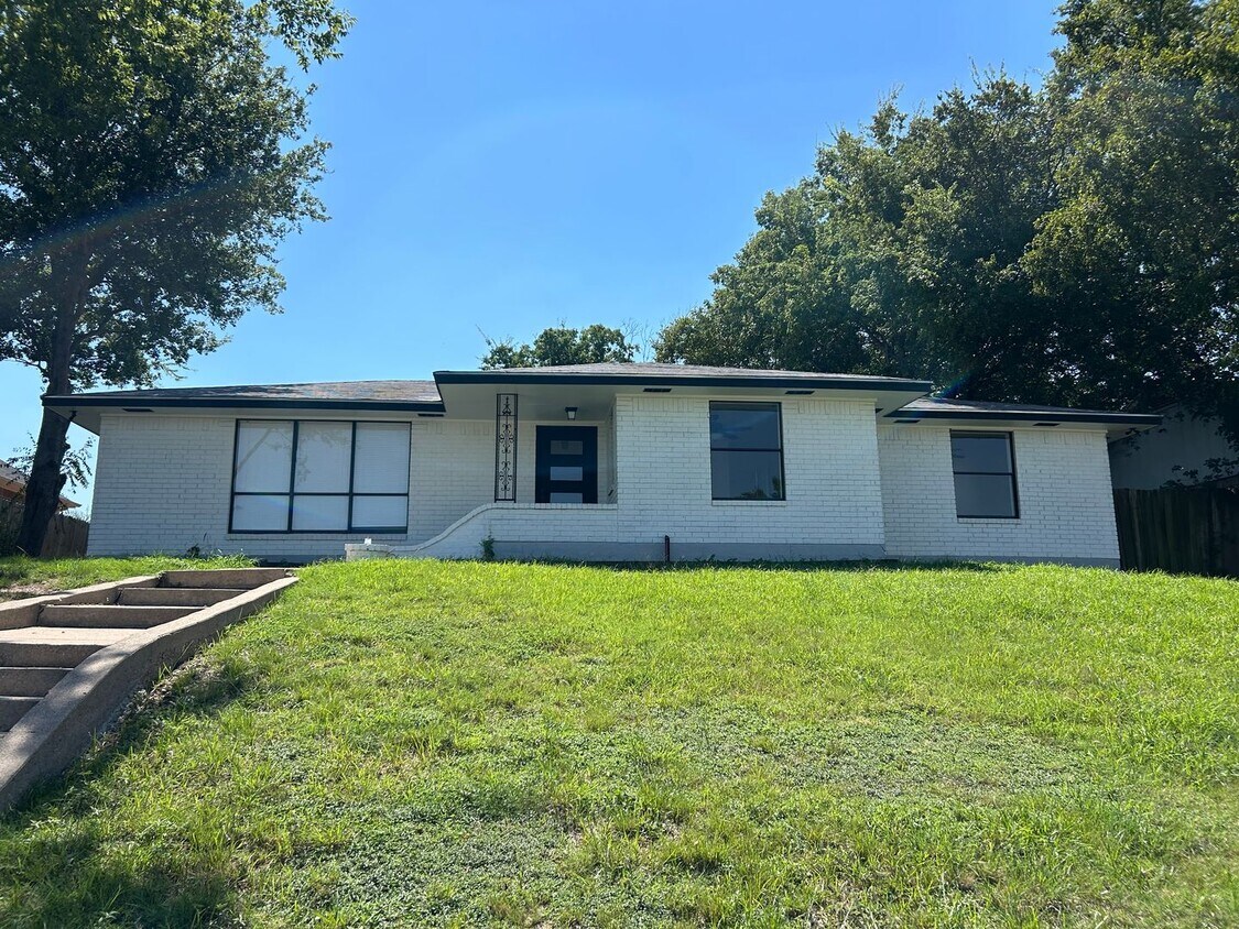 Location....Location....Location.... - Location....Location....Location....