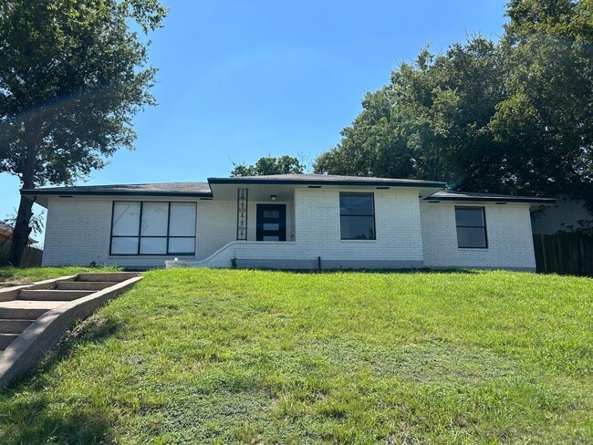 Location....Location....Location.... - Location....Location....Location.... House