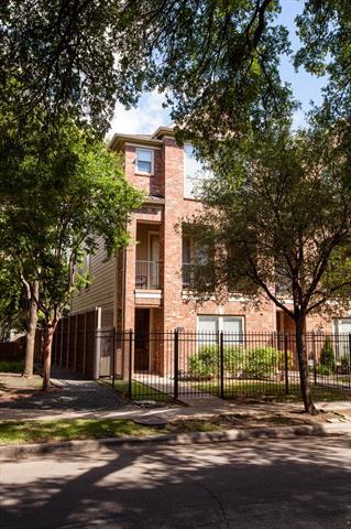 Building Photo - 5124 Belmont Ave