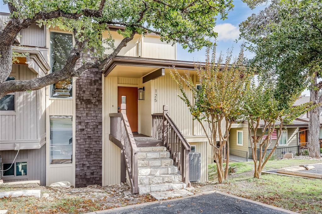 125 Comanche Dr, Lago Vista, TX 78645 Townhome Rentals in Lago Vista
