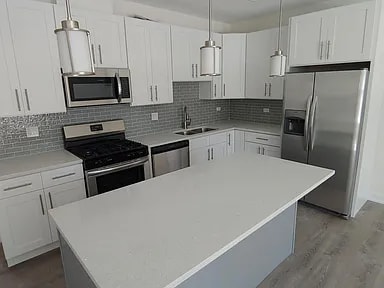 Photo - 4211 N Harding Ave Apartment