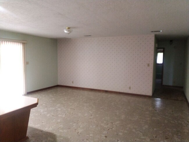 Foto del edificio - 1892 LA-27