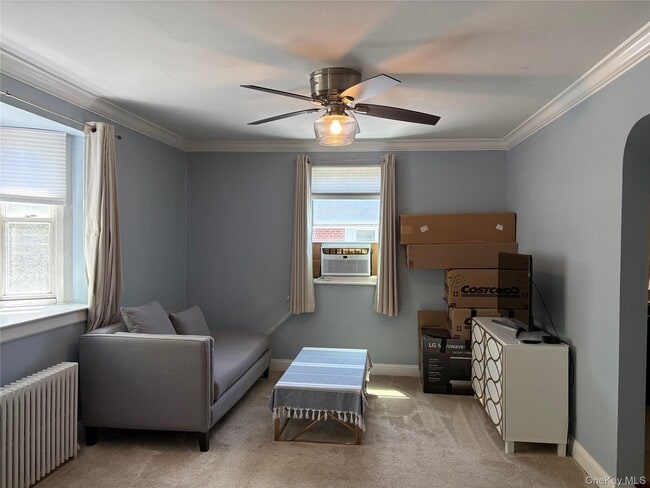 Foto del edificio - 260-25 73rd Ave