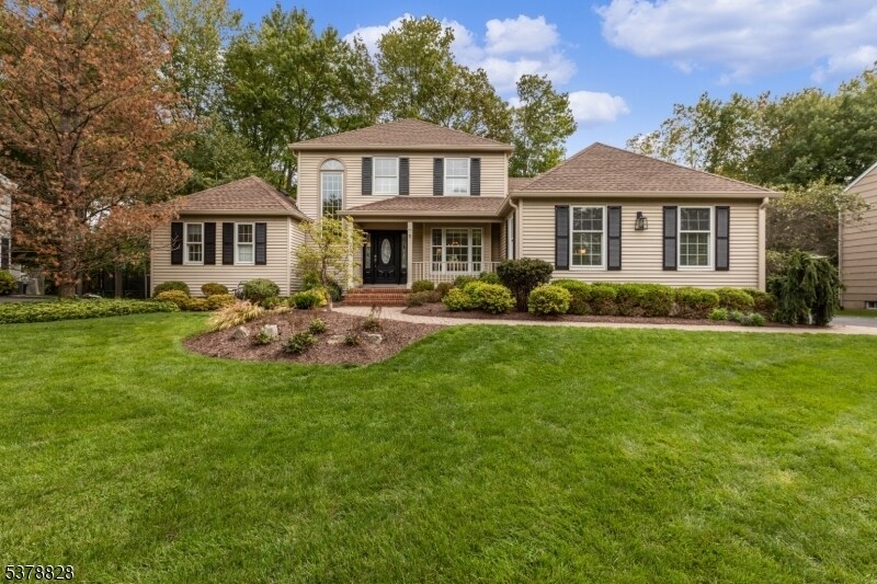 Foto principal - 9 Strawberry Ln