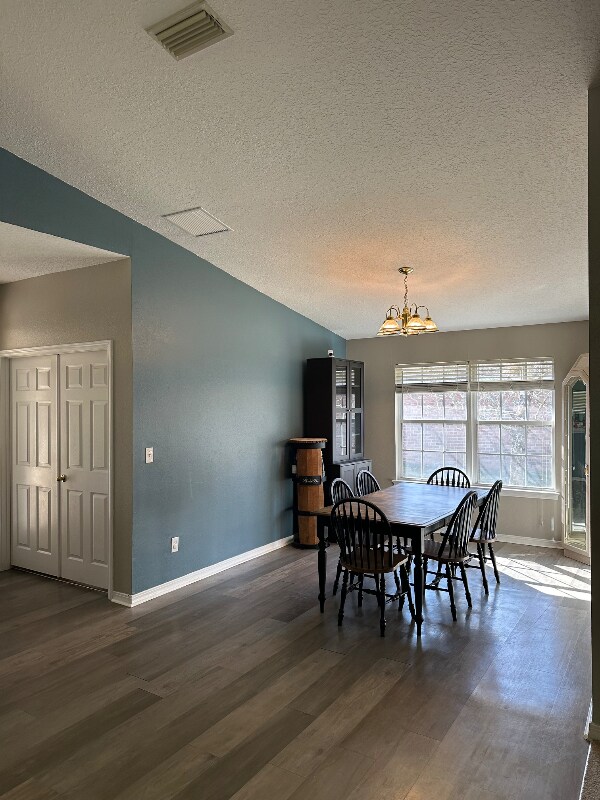 Building Photo - 6347 Ironside Dr S